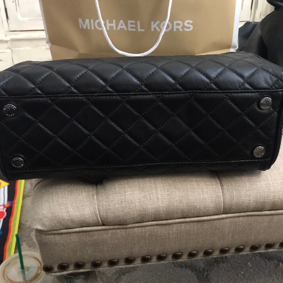 NWT - Michael Korda purse - Picture 5 of 6
